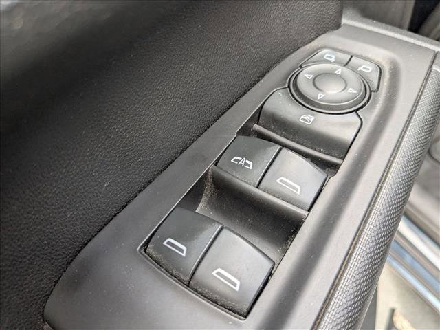 Used 2020 Chevrolet Silverado 1500 Custom w/ Custom Value Package image 10