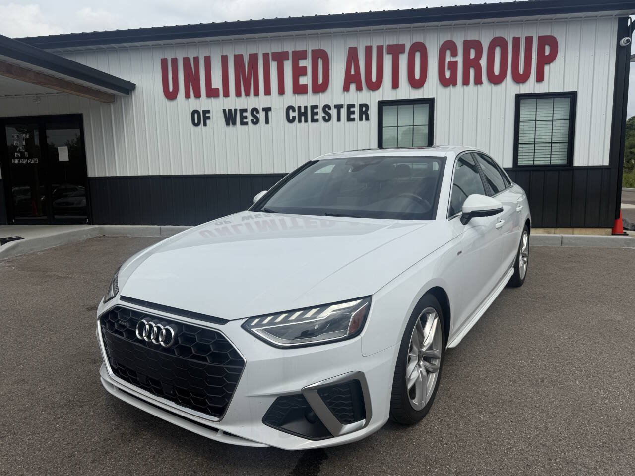Used 2022 Audi A4 2.0T Premium Plus AWD/4WD image 1