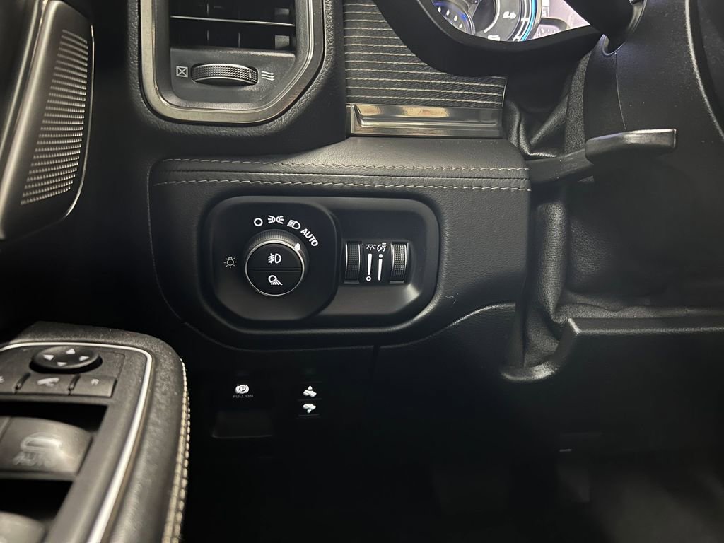 Used 2020 RAM 1500 Limited AWD/4WD image 27