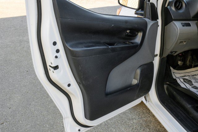 Used 2020 Nissan NV200 S image 38