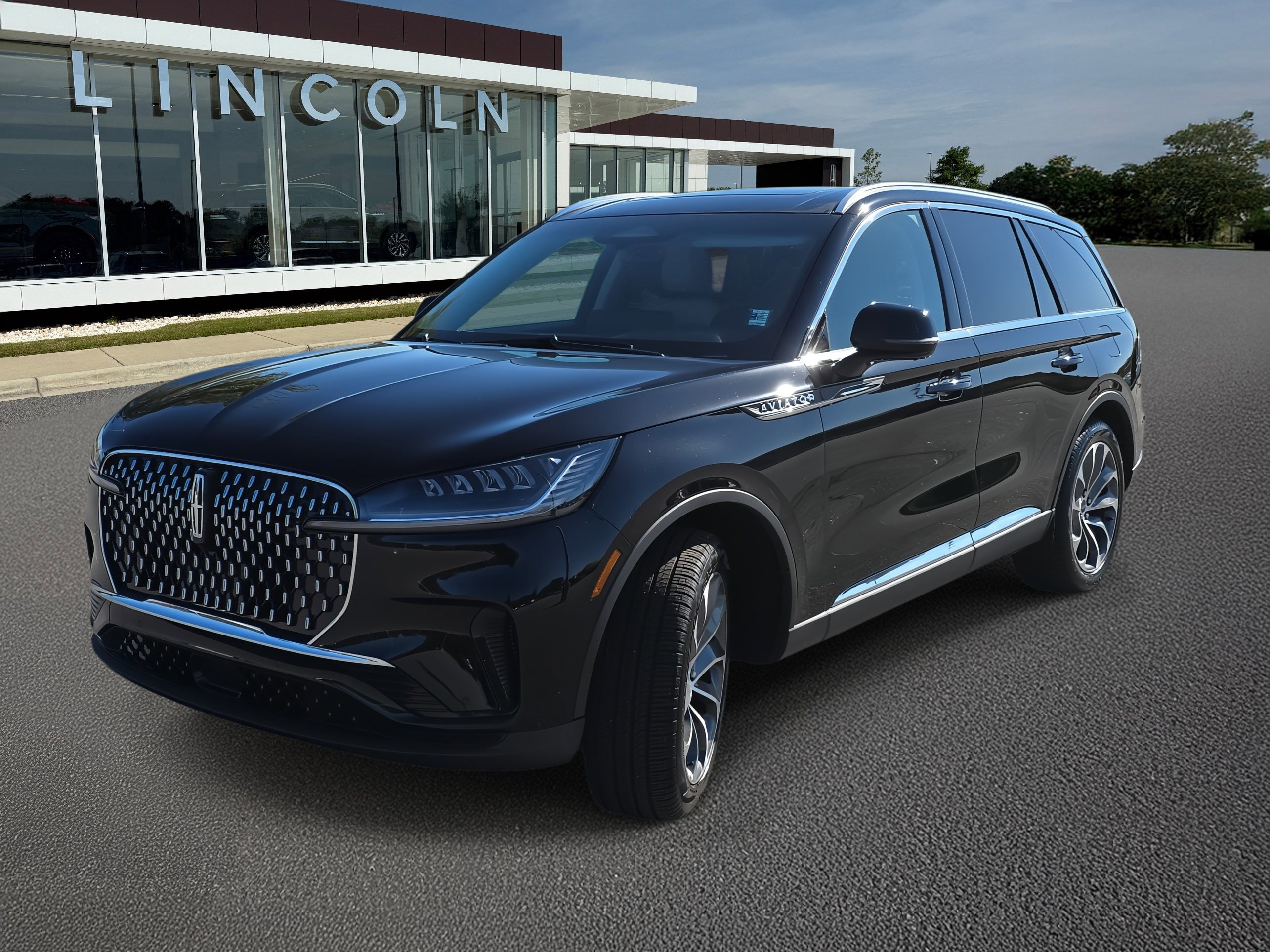 New 2025 Lincoln Aviator 2WD