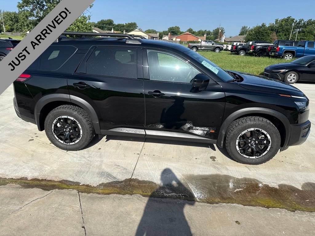Certified 2025 Nissan Pathfinder Rock Creek AWD/4WD image 4