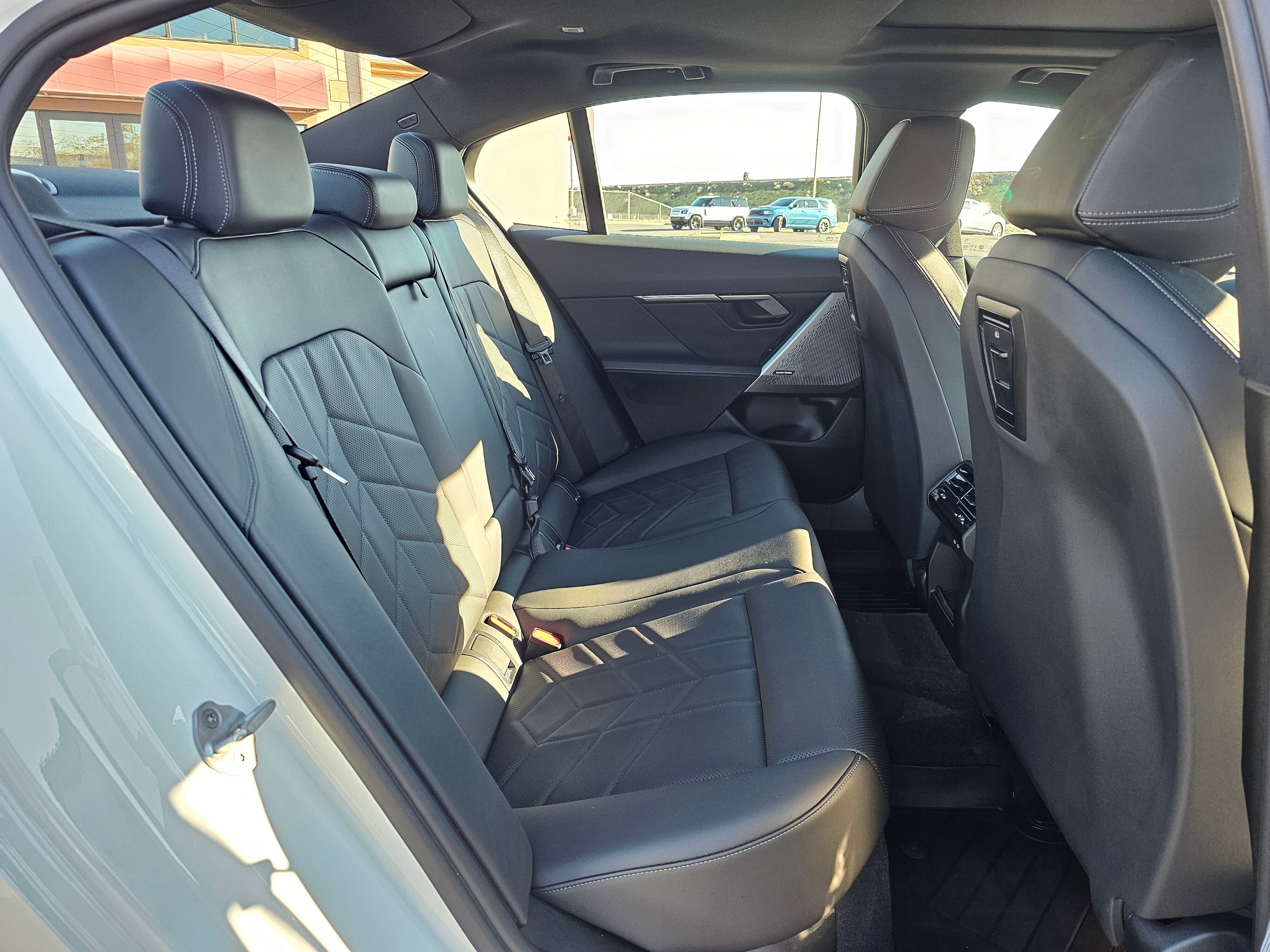 Certified 2025 BMW 530i xDrive w/ Premium Package image 13