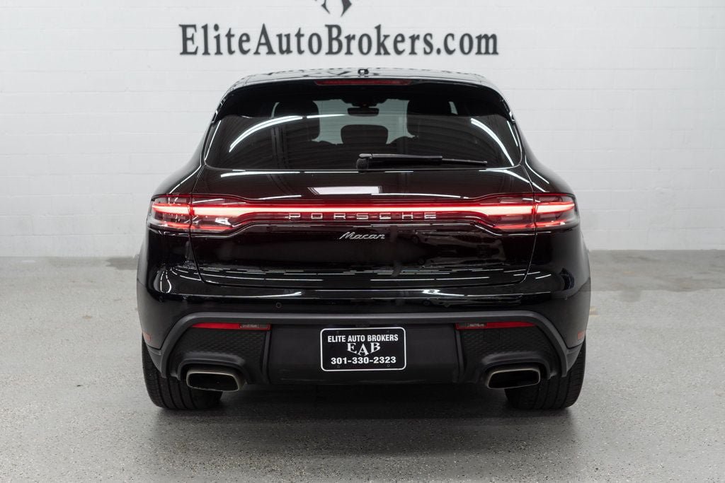 Used 2023 Porsche Macan AWD/4WD image 4