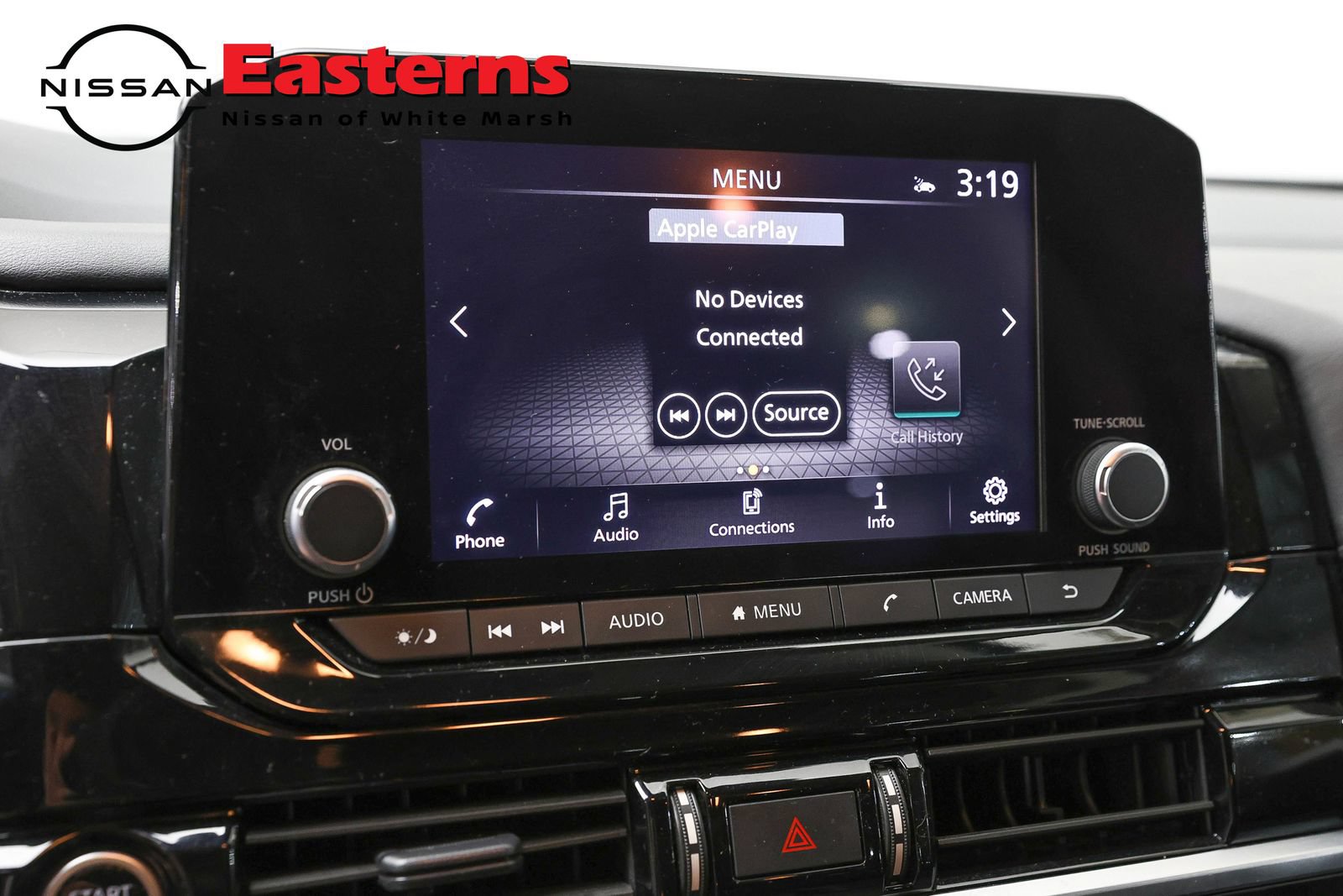 Used 2023 Nissan Pathfinder SV AWD/4WD image 18