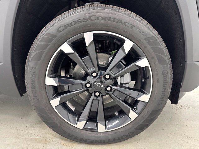 New 2027 Chevrolet Equinox RS w/ Safety and Technology Package AWD/4WD image 33