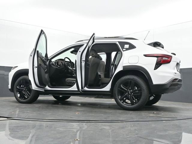 New 2026 Chevrolet Trax ACTIV FWD image 68