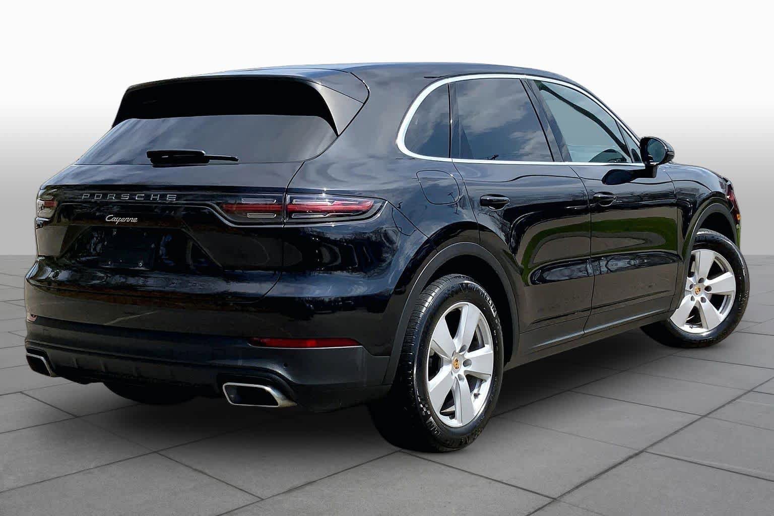 Used 2019 Porsche Cayenne AWD/4WD image 18