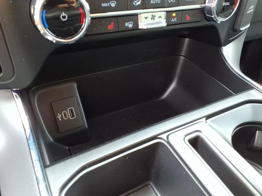 Used 2025 Ford F150 XLT w/ Equipment Group 302A MID image 19