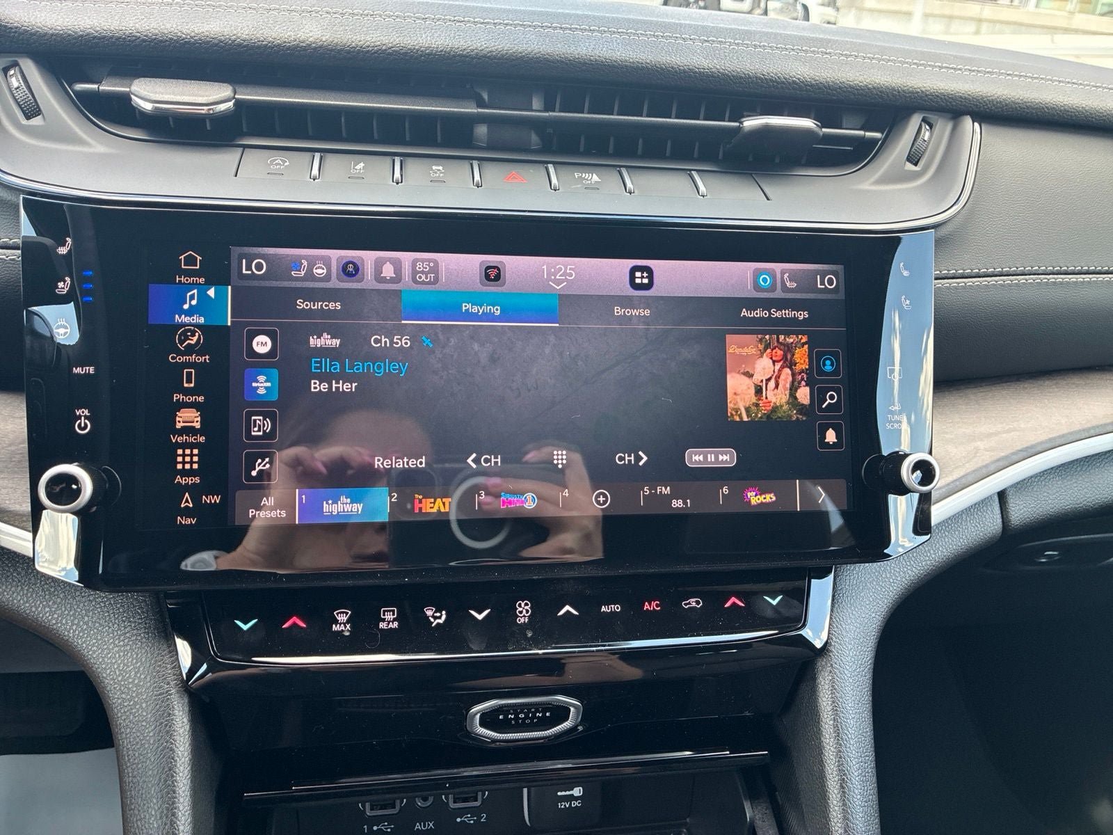 New 2026 Jeep Grand Cherokee L Limited AWD/4WD image 24