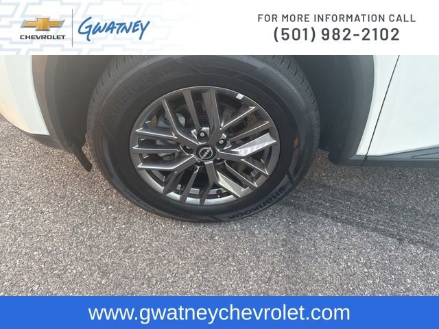 Used 2023 Nissan Rogue S image 9