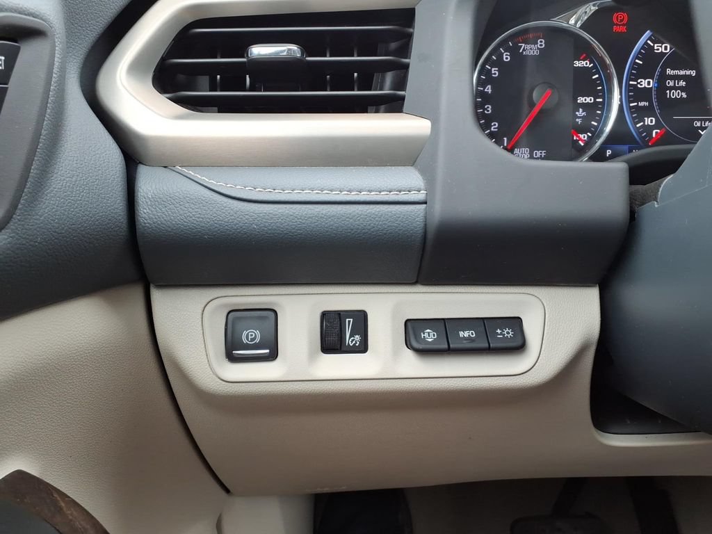 Used 2023 GMC Acadia Denali w/ Denali Technology Package AWD/4WD image 16