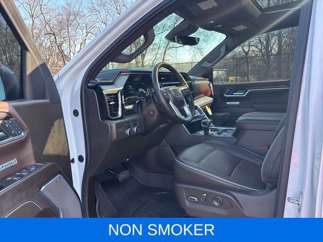 Used 2024 GMC Sierra 1500 Denali w/ Technology Package AWD/4WD image 15
