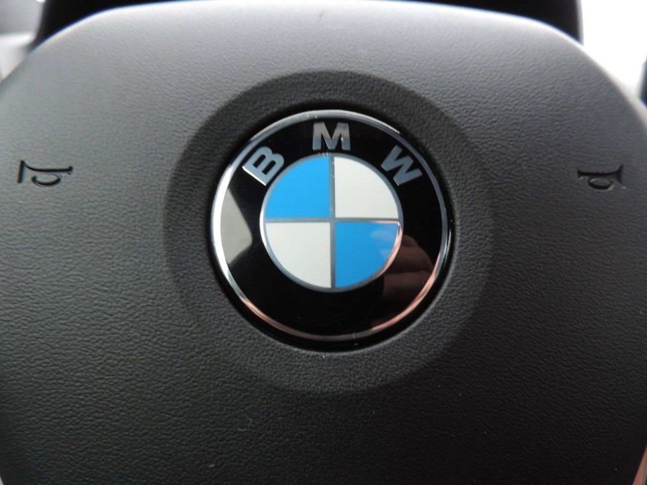 Used 2019 BMW X4 xDrive30i w/ Convenience Package image 29