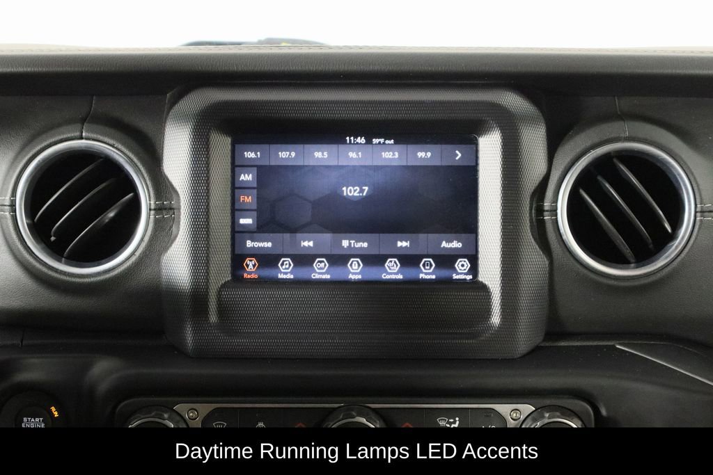 Used 2020 Jeep Gladiator Overland w/ LED Lighting Group image 20