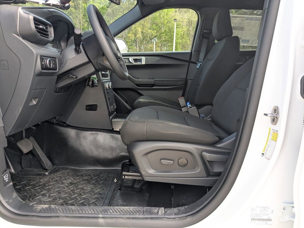 New 2026 Ford Explorer 4WD Police Interceptor image 13