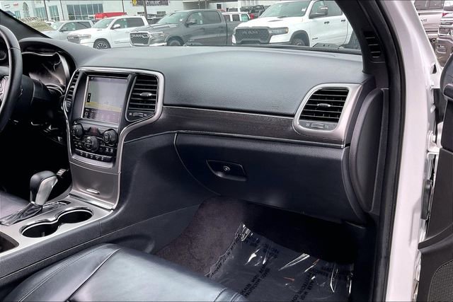 Used 2018 Jeep Grand Cherokee Limited image 16