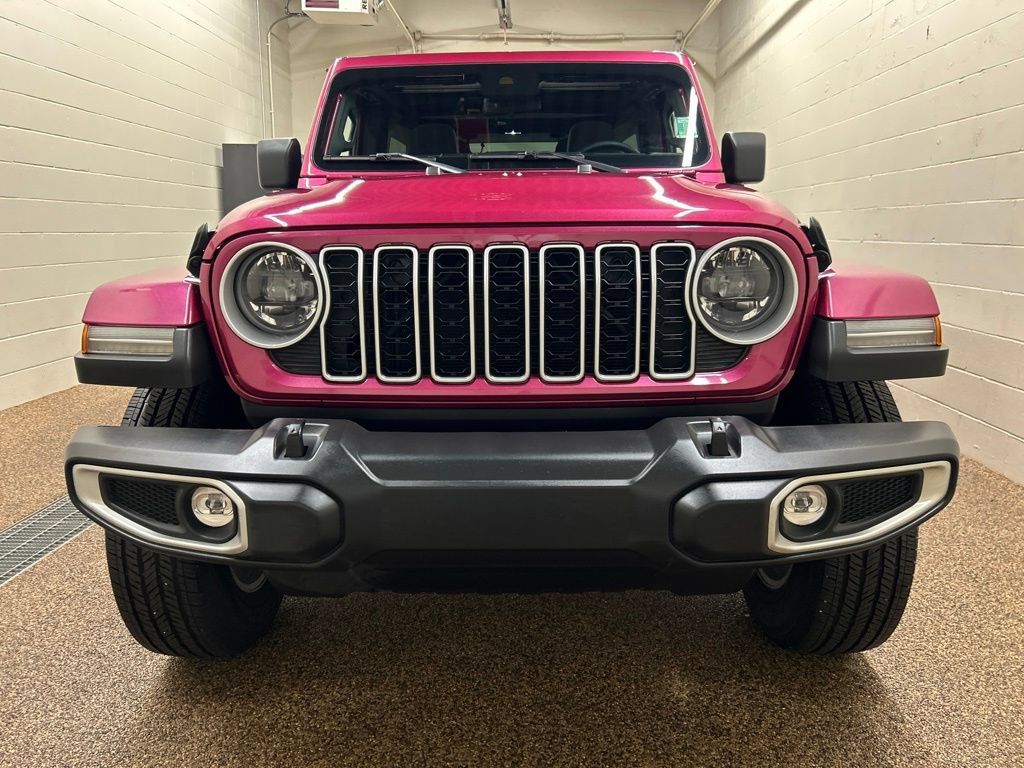 Used 2024 Jeep Wrangler Unlimited Sahara AWD/4WD image 6
