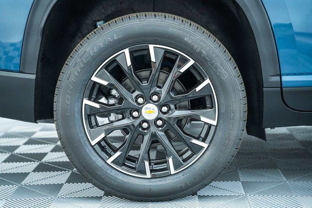 New 2026 Chevrolet Traverse LT w/ Sun and Wheel Package AWD/4WD image 18