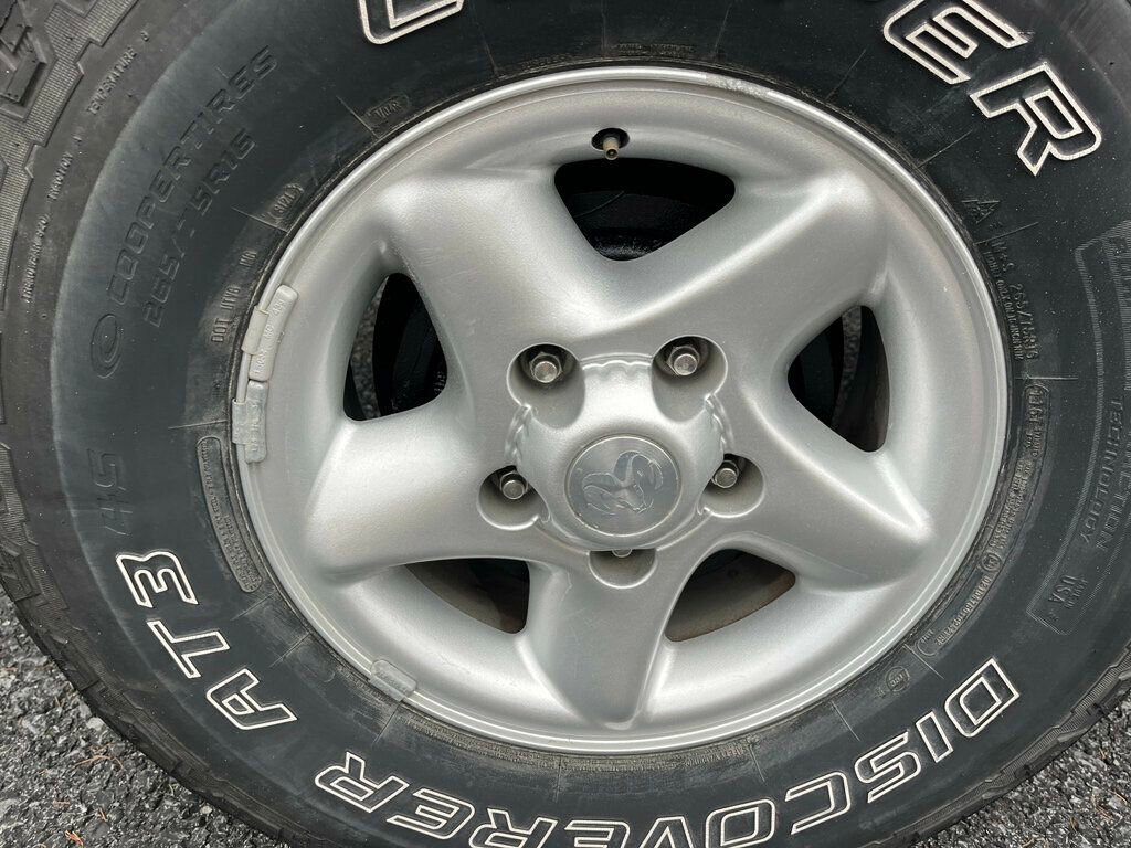 Used 1997 Dodge Ram 1500 Truck 4x4 Regular Cab image 37