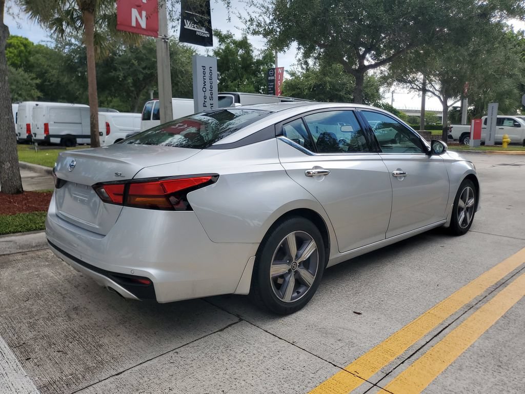 Used 2019 Nissan Altima 2.5 SL FWD image 6