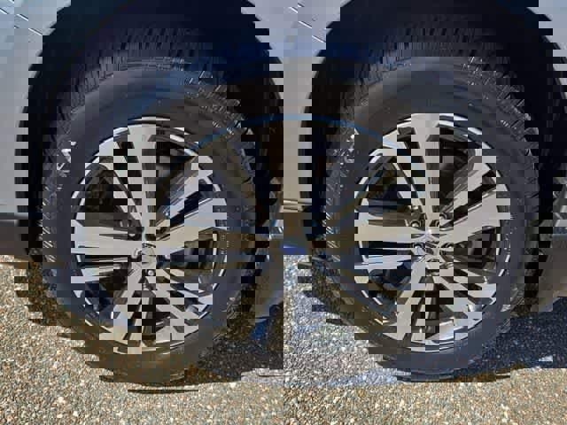 Used 2019 Subaru Outback 2.5i Limited w/ Popular Package #2 image 14