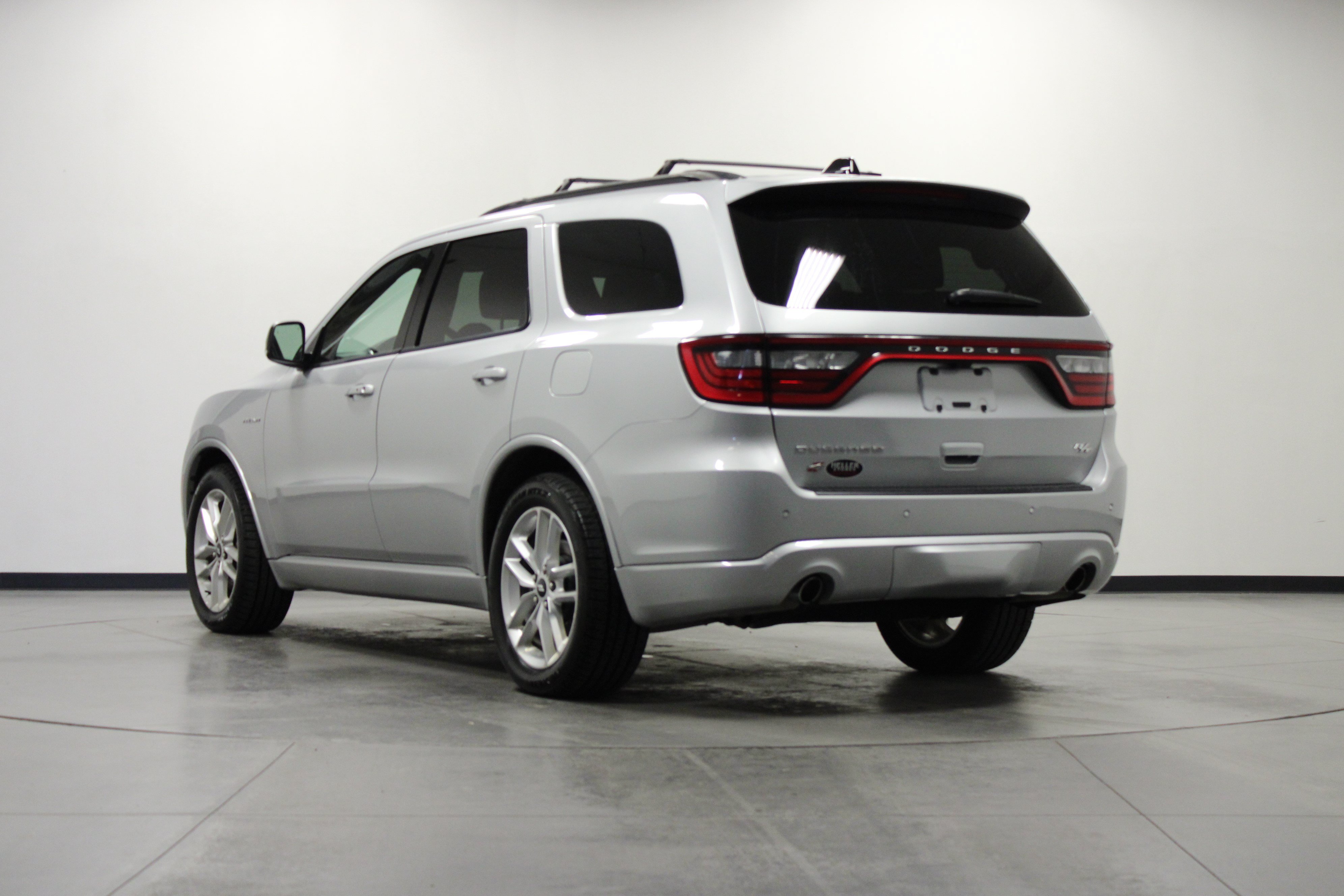 Used 2025 Dodge Durango R/T AWD/4WD image 6