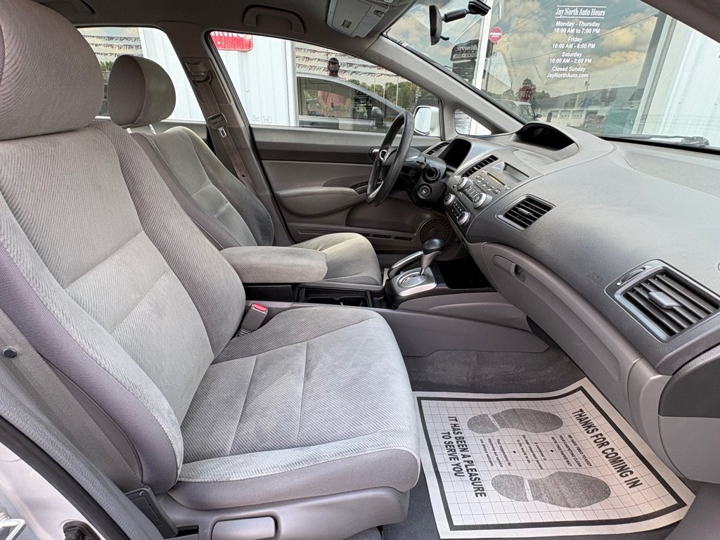 Used 2010 Honda Civic LX image 17