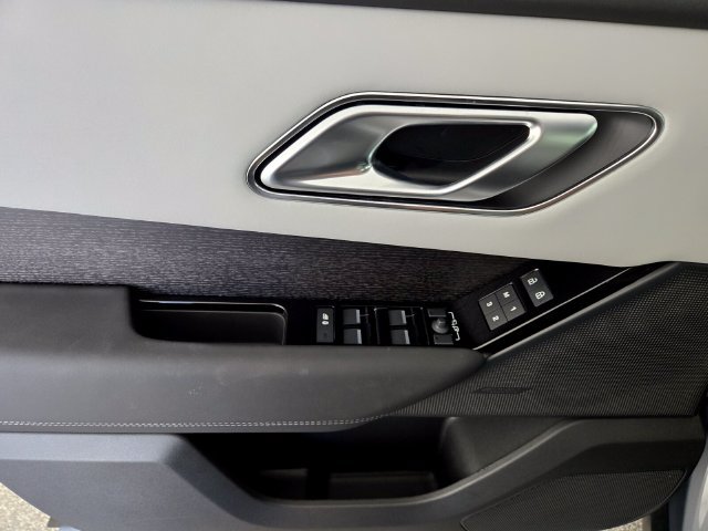 New 2026 Land Rover Range Rover Velar Belgravia AWD/4WD image 20
