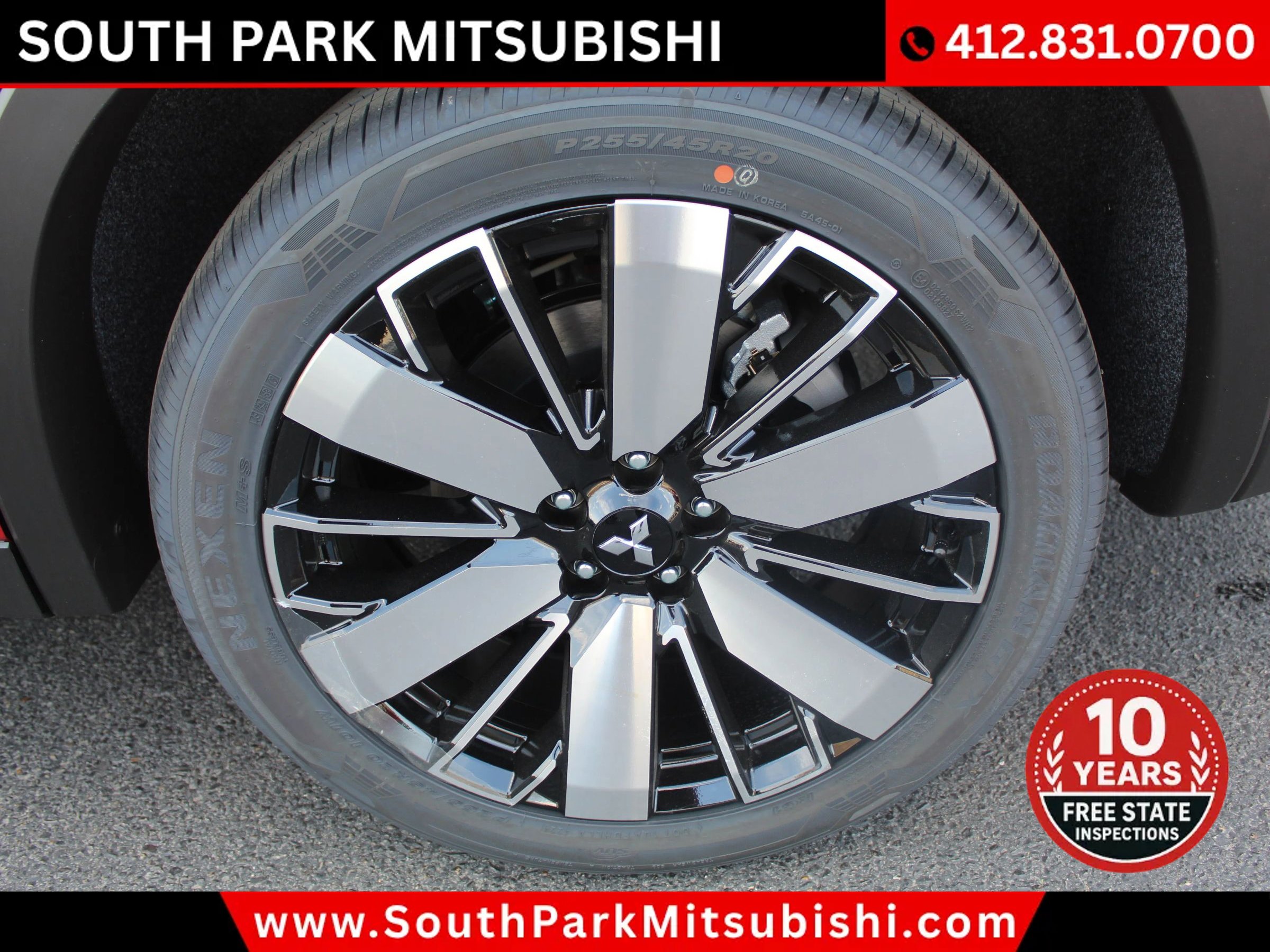 New 2025 Mitsubishi Outlander SE image 31