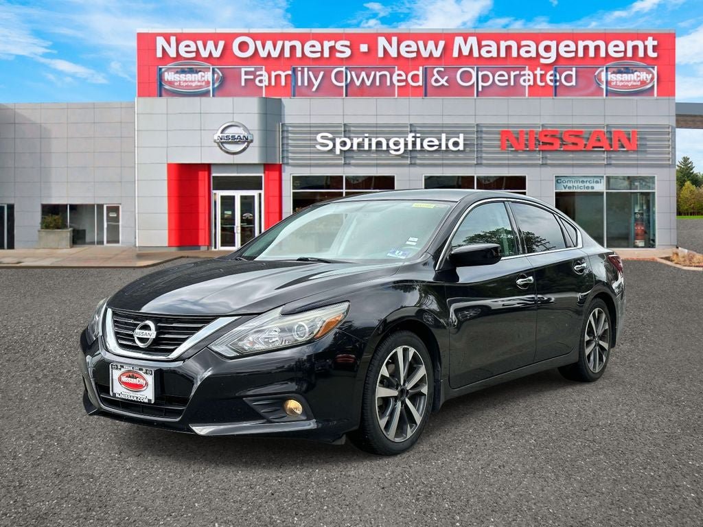 Used 2017 Nissan Altima 2.5 SR FWD image 2