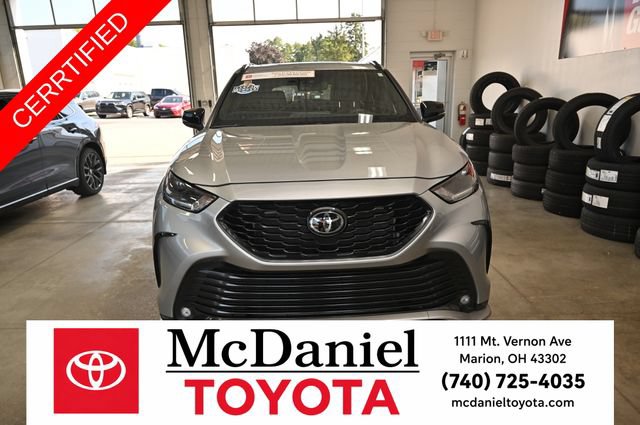 Certified 2025 Toyota Highlander XSE AWD/4WD image 2
