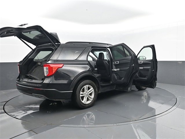 Used 2022 Ford Explorer XLT w/ Equipment Group 202A image 31
