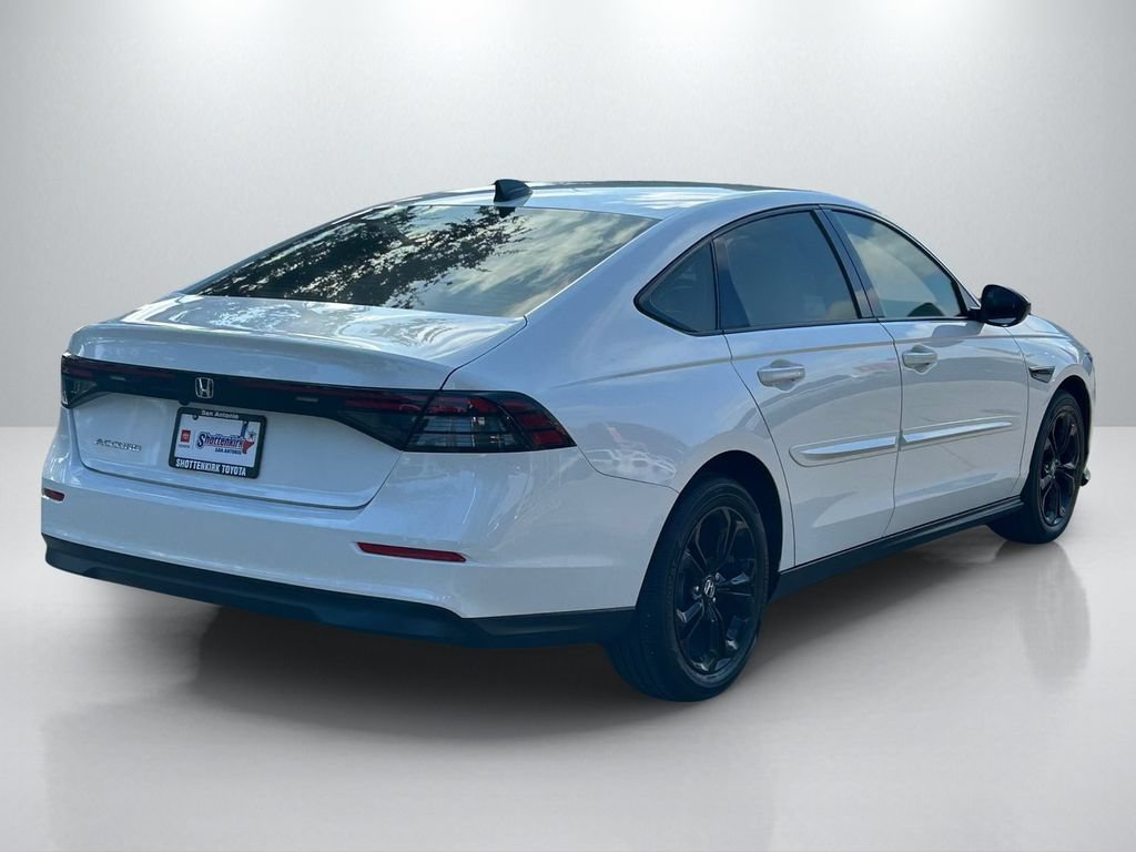 Used 2025 Honda Accord SE image 5
