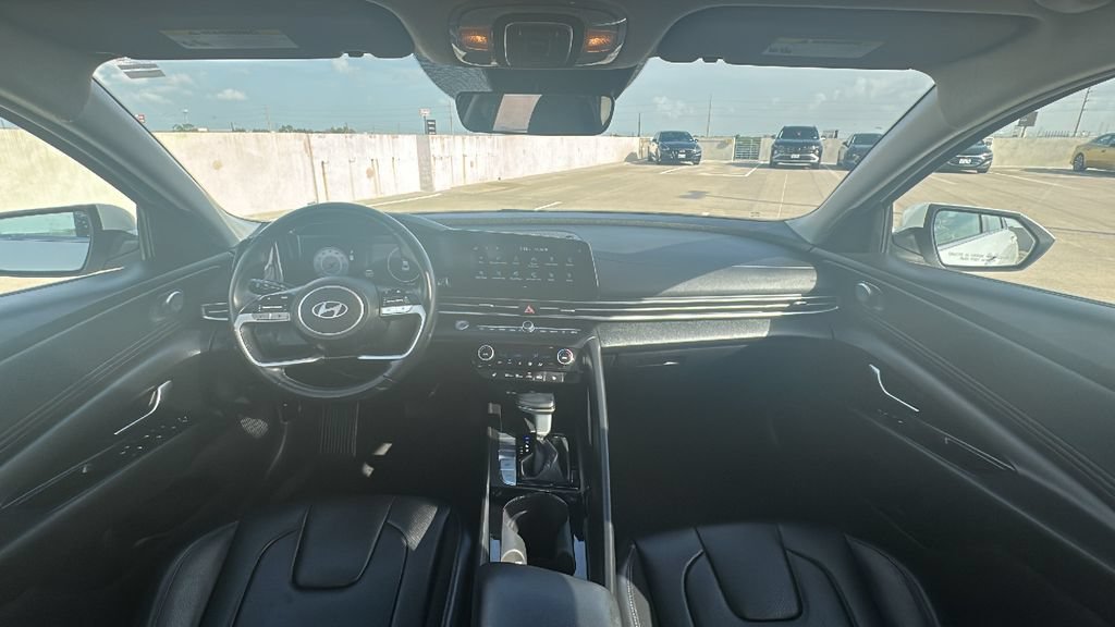 Used 2024 Hyundai Elantra Limited FWD image 23
