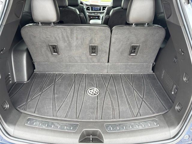 Used 2022 Buick Enclave Avenir w/ Avenir Technology Package AWD/4WD image 22