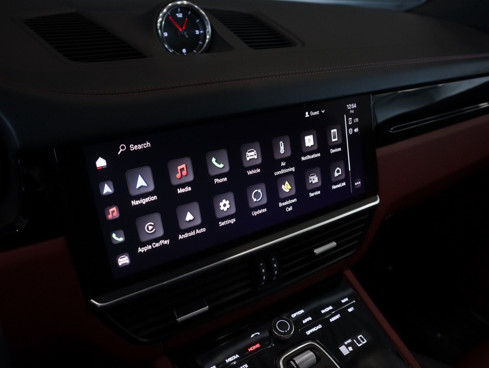Certified 2023 Porsche Cayenne AWD/4WD image 21