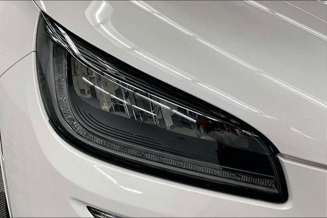 Used 2021 Lincoln Corsair Reserve w/ Equipment Group 201A image 34