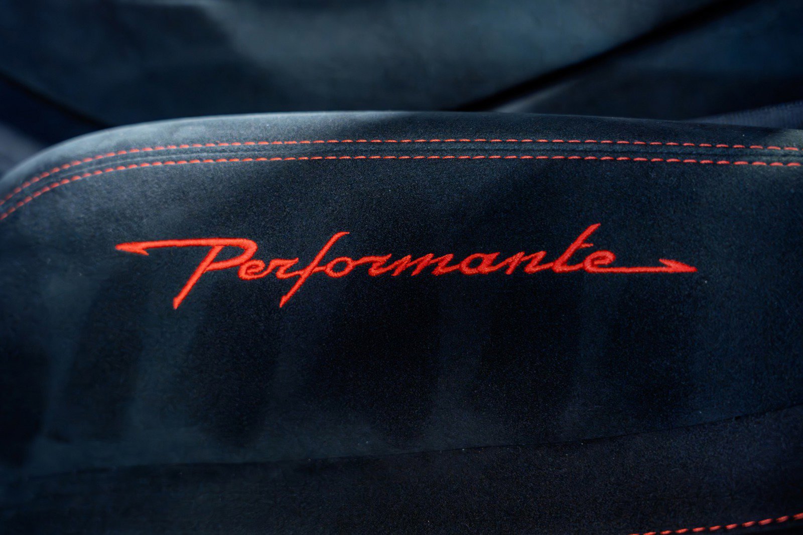 Used 2018 Lamborghini Huracan Performante image 15