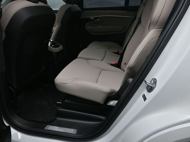 New 2026 Volvo XC90 T8 Plus w/ Protection Package Premier image 21