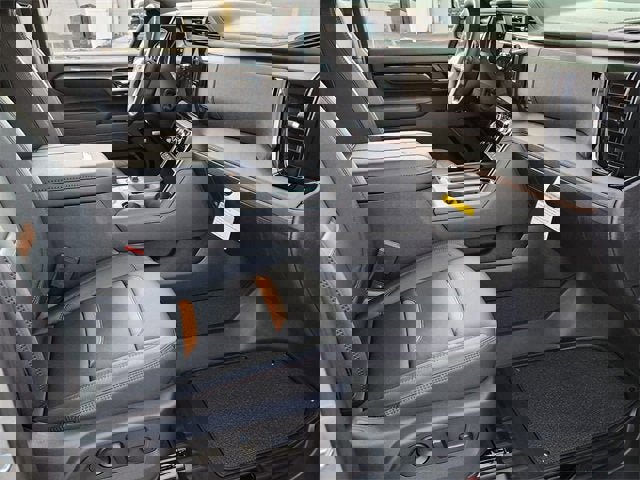 New 2026 GMC Sierra 2500 AT4 image 15