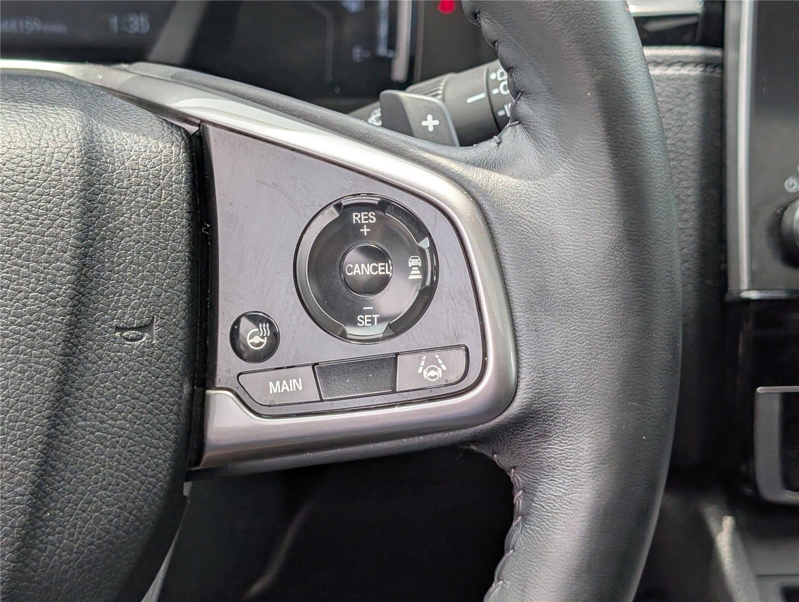 Used 2020 Honda CR-V Touring image 25