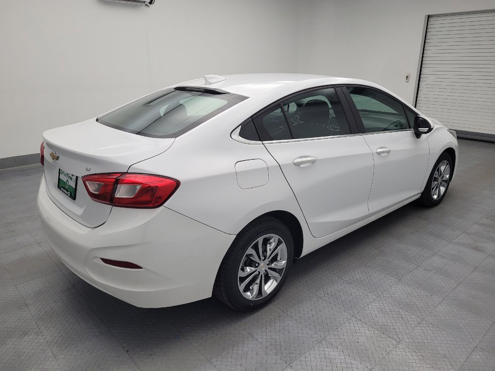 Used 2019 Chevrolet Cruze LT FWD image 10