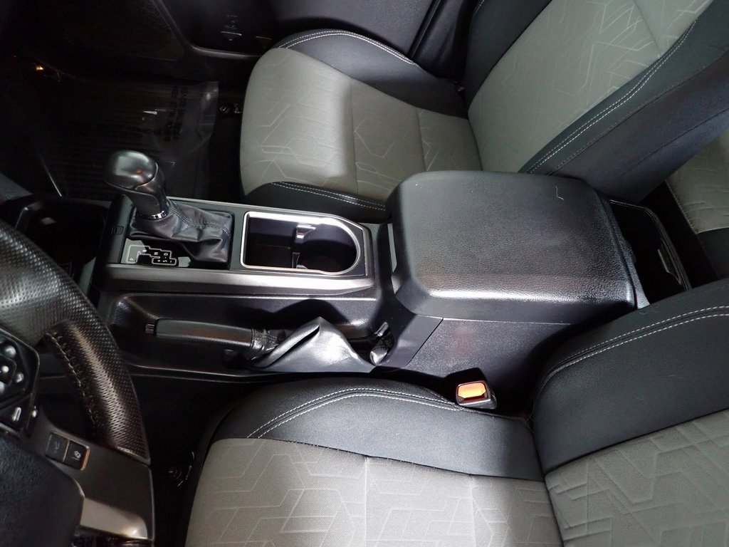 Used 2023 Toyota Tacoma TRD Off-Road image 26