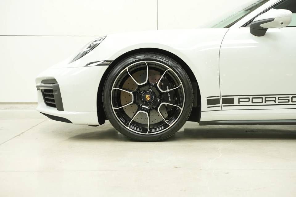 Certified 2021 Porsche 911 Turbo S AWD/4WD image 46