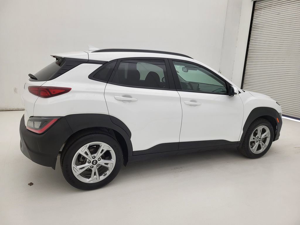 Used 2023 Hyundai Kona SEL w/ Convenience Package image 13
