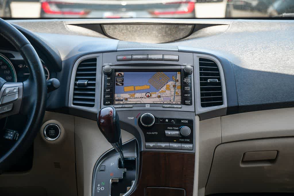Used 2010 Toyota Venza FWD image 13