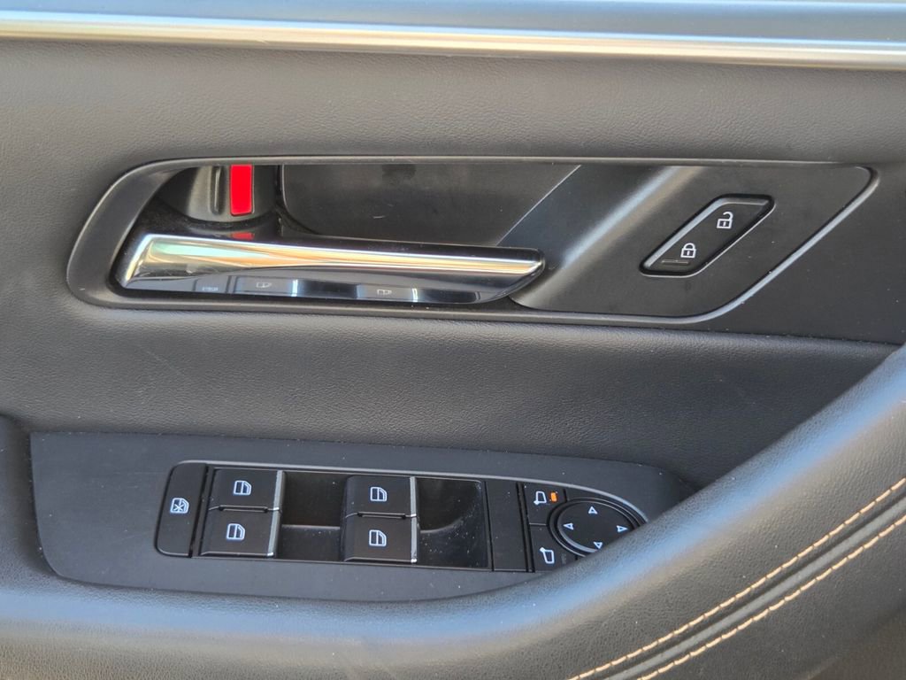 Used 2025 MAZDA CX-90 3.3 Turbo w/ Preferred Package image 26