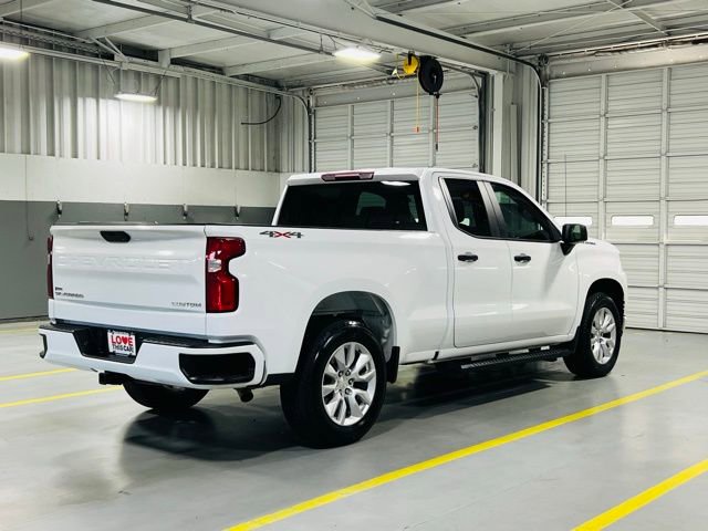 Used 2022 Chevrolet Silverado 1500 Custom image 17
