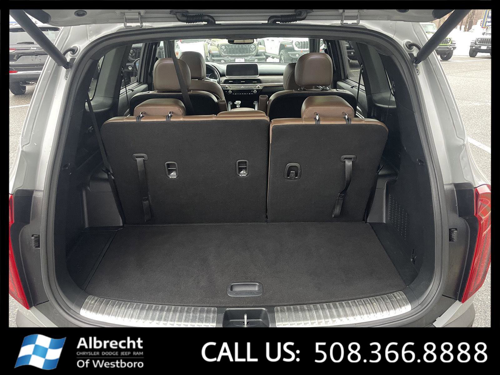 Used 2022 Kia Telluride SX w/ SX Prestige Package image 16